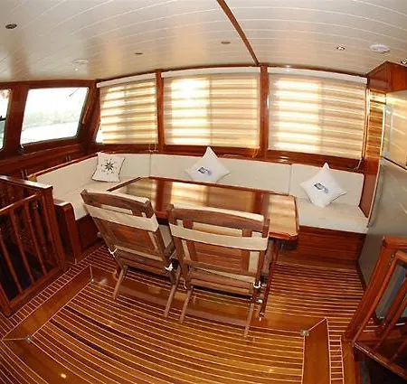 Barbaros Yachting Luxury Private Gulet 6 Cabins 보트호텔 Bodrum