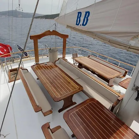보트호텔 Barbaros Yachting Luxury Private Gulet 6 Cabins Bodrum